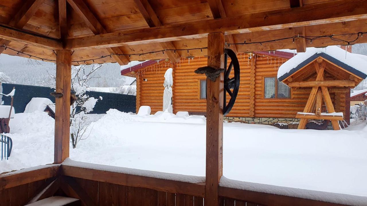 Cabana Alesia, Relaxare La Poalele Raraului Campulung Moldovenesc Exterior photo